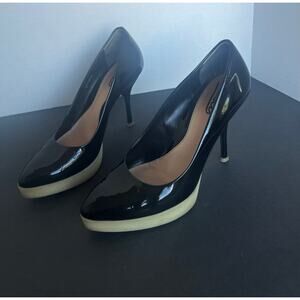 Gucci Tom Ford Platform Pointy Toe Black‎ White Patent Leather Slip On Pumps 6.5
